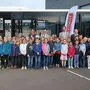 Die Kinder der Volksschule Hafendorf machten sich selbst ein Bild von den neuen Bussen