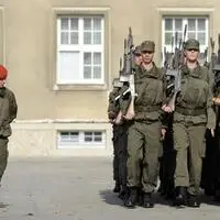 Die Expertenkommission hatte acht Monate Grundwehrdienst plus Milizübungen vorgeschlagen