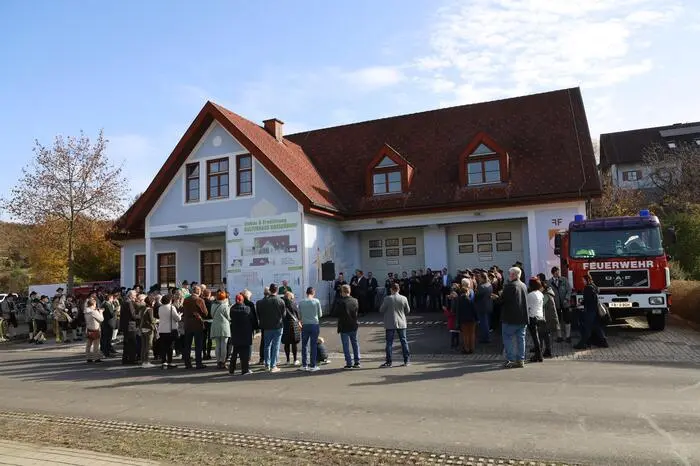 Nach dem Umbau sollen im Kulturhaus die Trachtenmusikkapelle Gossendorf, die Feuerwehr, die Außenstelle der Musikschule und die Jugend genügend Platz vorfinden