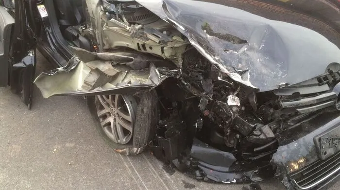 Unfall mit erheblichem Sachschaden und zwei Verletzten Personen in St. Marein bei Graz