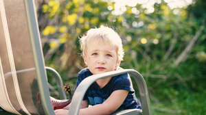Der kleine David leidet an frühkindlichem Autismus | Der kleine David leidet an frühkindlichem Autismus