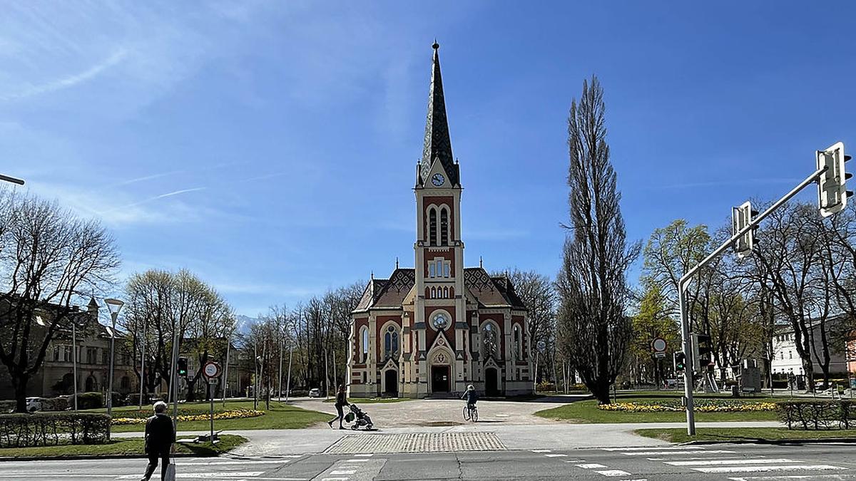 Villach Was die Pfarrgemeinde Stadtpark mit Glück und 6000 Euro zu tun hat