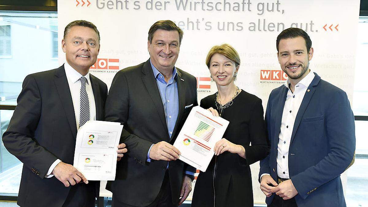 Christoph Schneider, Jürgen Mandl, Gaby Schaunig und Sebastian Schuschnig präsentierten die Zahlen und Prognosen für Kärnten 