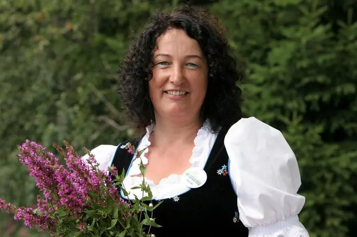 Kräuterfest in Dreifaltigkeit am Gray, Kräutergarten, Schatztruhe Wimitzerberge, Freunde naturgemäßer Lebensweise, Wimitz,Organisatorin Sieglinde Salbrechter