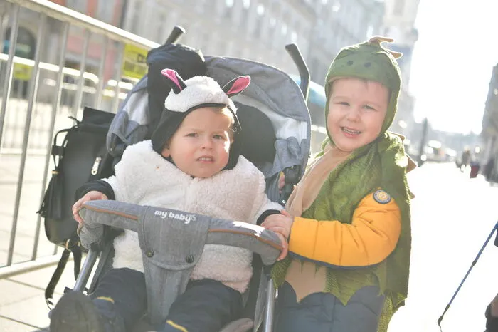 Beim Kleine Zeitung Faschingsumzug feiern die Kleinen traditionell ab 10 Uhr im Landhaushof.