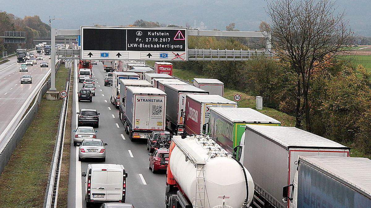 Blockabfertigung in Tirol