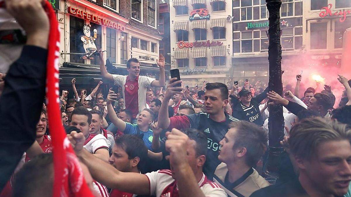 Die Fans von Ajax Amsterdam jubelten