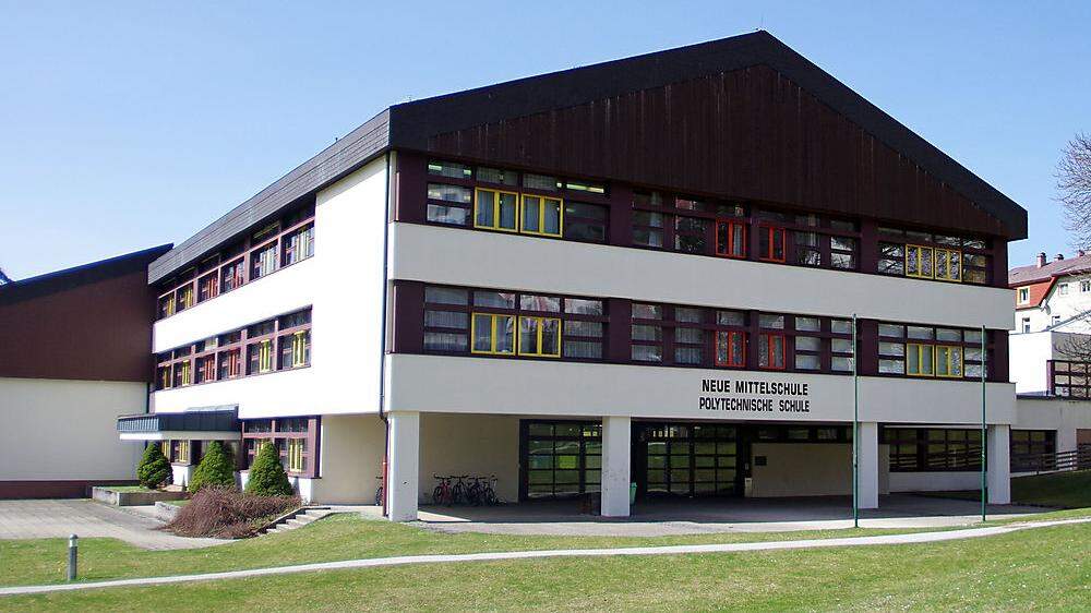 Die Mariazeller Mittelschule bleibt bestehen und bildet quasi den Kern des Bildungscampus