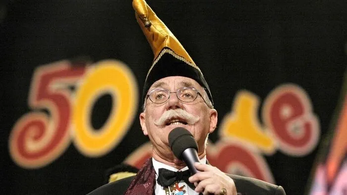 Als Conférencier der Villacher Faschingssitzungen muss Bartl keine Schmäh reißen – „bei meiner Art von Humor sicher kein Fehler“