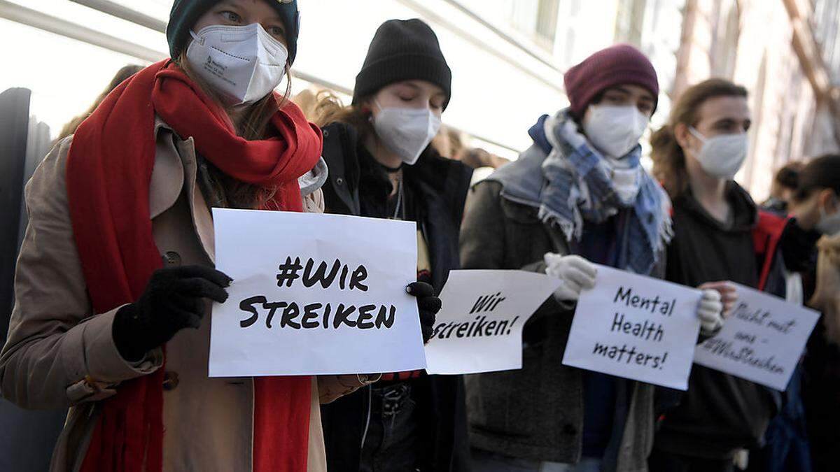 Österreichweit streikten am Dienstag Maturantinnen und Maturanten. Sie fordern eine freiwillige mündliche Matura