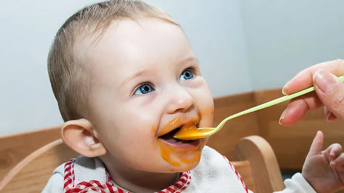 Breie und Kekse für Babys sind zu süß