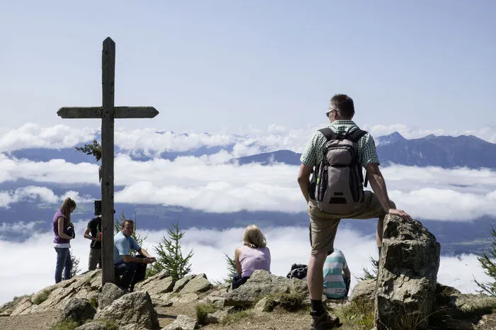 Blick von der Millstätter Alm in ein Wolkenmeer.