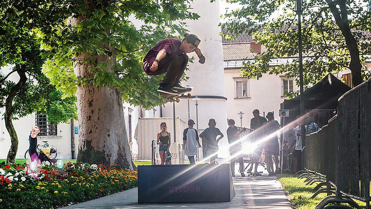 Skater heben vor Freude ab: Bis 2019 soll Skatepark realisiert werden 