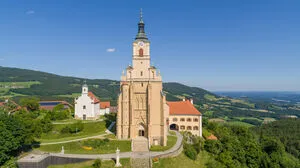 In Pöllauberg soll eine neues Dorfprojekt den Hauptplatz autofreier gestalten.