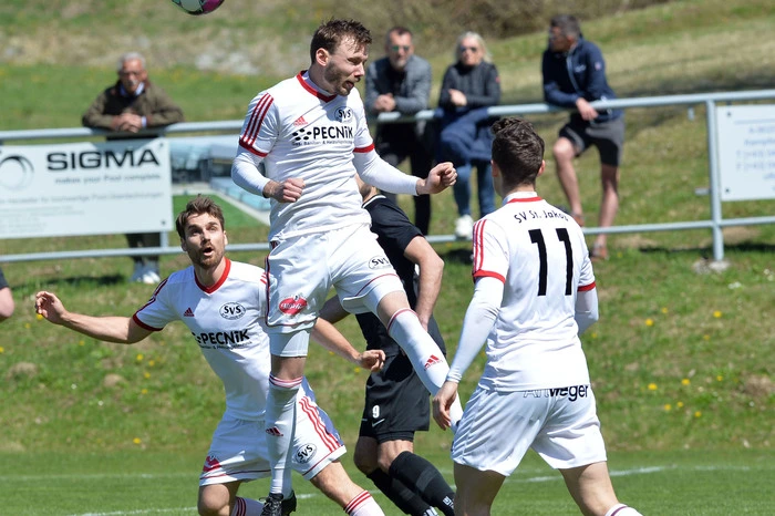 Die Treffer erzielten Butrint Gjoci (5.) und Nace Erzen (56.) bzw. Thomas Ogradnig (92.).