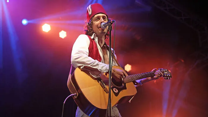Adam Green beim Acoustic Lakeside Festival am Sonnegger See