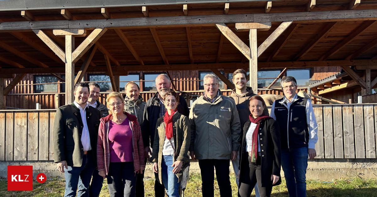 Standortdialog-Landwirtschaftskammer-zu-Besuch-am-Milchbetrieb-Lanner