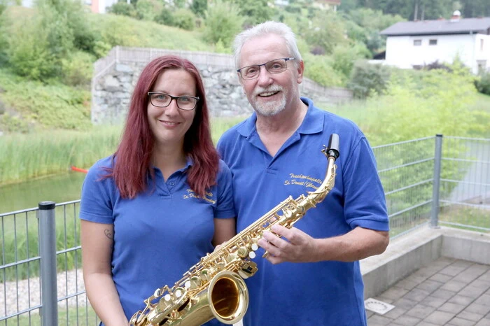 Als Gastkapelle konnten Trachtenkapelle-Obfrau Sabrina Posarnig und Kapellmeister Albert Brandstätter (Foto) am Dorfplatz ... 
