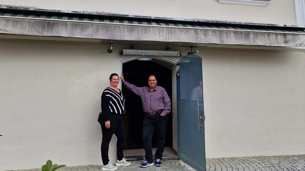Judit und Karl Klaindl werden den Selbstbedienungsladen in Sinabelkirchen betreiben