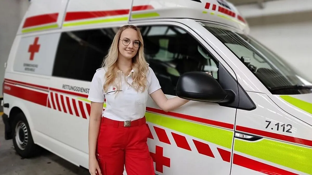 "Schöne Momente gibt es jedes Mal. Sowohl mit den Kollegen, als auch mit den Patienten." Petra Stietka engagiert sich gerne in freiwilliger Sache