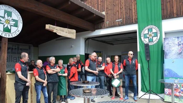 Viele Stunden Eigenleistung stecken in der neuen Dienststelle der Bergrettung Trofaiach. Samstag wurde das neue Heim neben der Feuerwehr im Trofaiacher Ortsteil Hafning feierlich eröffnet und eingeweiht.