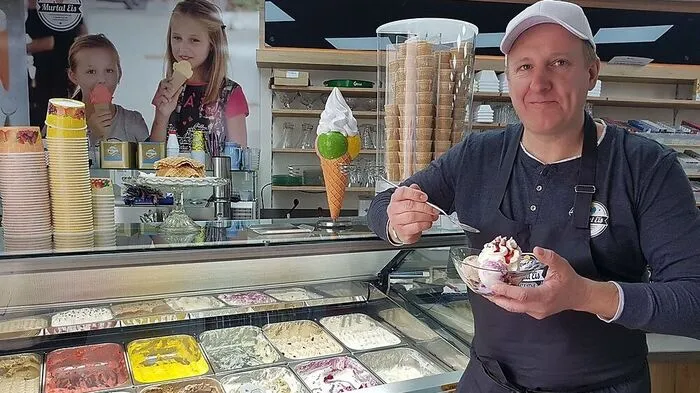 Der Chef verkostet persönlich: Walter Ehgartner