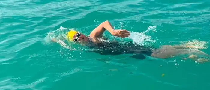 Von Langenargen in Deutschland über Arbon in der Schweiz bis nach Bregenz schwamm Claudia Müller 35,5 Kilometer