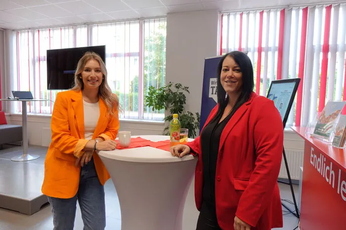 Anja Gruber und Manuela Hobelleitner (Kleine Zeitung Regionalverkauf Steiermark)