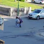 Wo die Kinder gehen, war bis vor kurzem ein Zebrastreifen