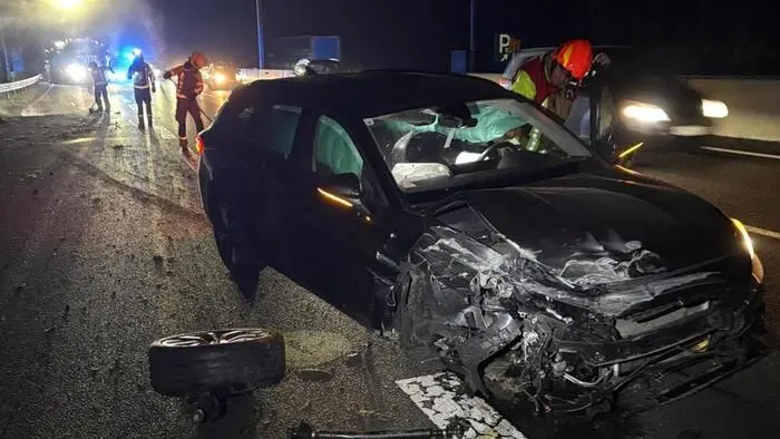 Der Fahrer blieb bei dem Unfall unverletzt