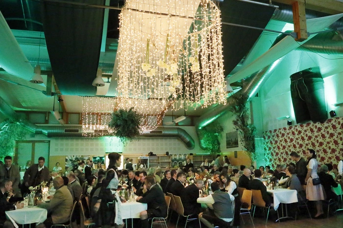 Im feinem Ambiente der Söchauer Kulturhalle...
