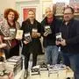 Buchhändlerin Barbara Reischl, Autorin Claudia Rossbacher, Künstler Hannes Rossbacher und Autor Robert Preis (von links)