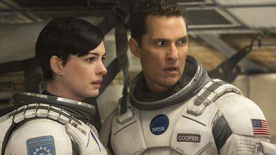 "Interstellar" mit Anne Hathaway und Matthew McConaughey