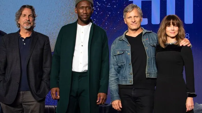Die großen Gewinner des Abends: Regisseur Peter Farrelly mit Mahershala Ali, Viggo Mortensen und Linda Cardellini