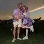Zwei Festival-Besucher des Coachella 2025