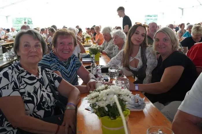Klick dich weiter durch die Fotostrecke.