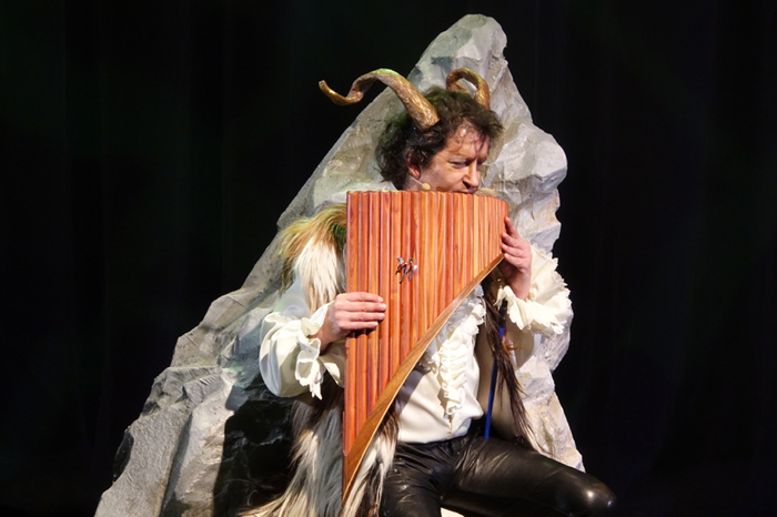 ...der darauf wunderbare Musik erklingen ließ.
