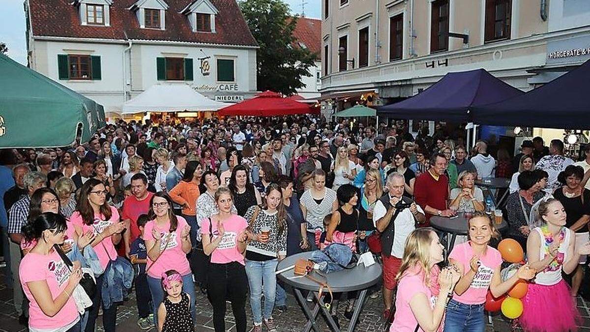 Die Weizer Innenstadt wird heute wieder gut gefüllt sein