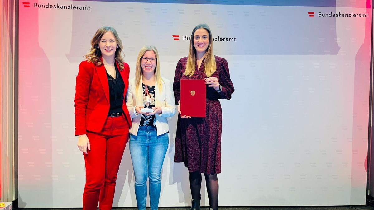 Claudia Plakolm, Elisabeth Rechberger und Elisabeth Keinprecht