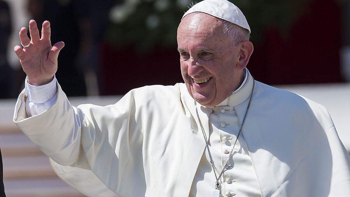 Der Papst, ein Mensch (fast) wie Du und ich: &quot;Wenn ich idealisiert werde, fühle ich mich angegriffen!&quot;