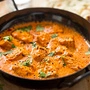 Butter Chicken ähnelt Chicken tikka masala, bei dem auch eine Tomatenpaste verwendet wird