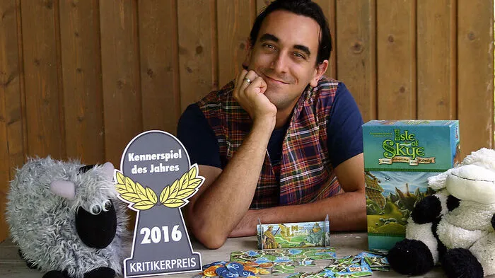 Hat gut lachen: Klemens Franz (37) darf sich über den Kritikerpreis „Kennerspiel des Jahres 2016“ freuen