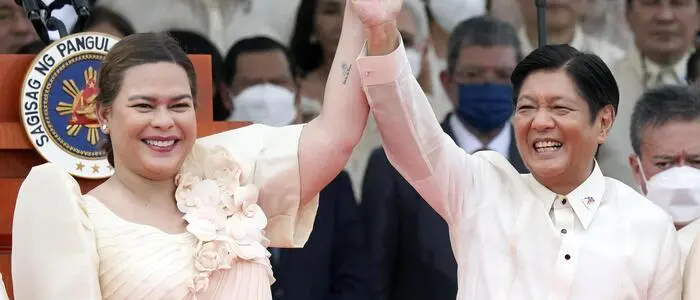 2022 gewannen sie als Einheitsteam, bei der heutigen Wahl sind sie erbitterte Gegner: Sara Duterte und Ferdinand Marcos Jr.