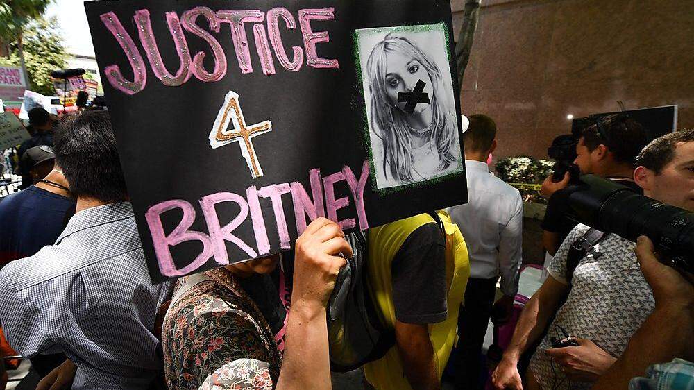  Solidaritätskundgebung für Britney Spears vor dem Gericht in Los Angeles