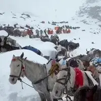 Auf der tibetischen Seite des Mount Everest waren Trekking-Touristen eingeschlossen
