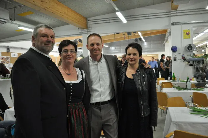 Josef und Elisabeth Mandler, Markus und Daniela Mandler feierten mit Gästen Betriebsjubiläum.