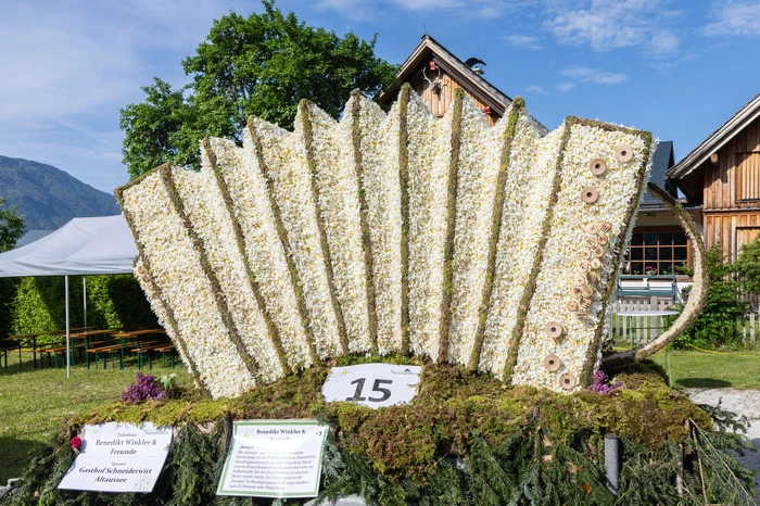 „Rumpü“ (Steirische Harmonika) schafft es auf den dritten Platz