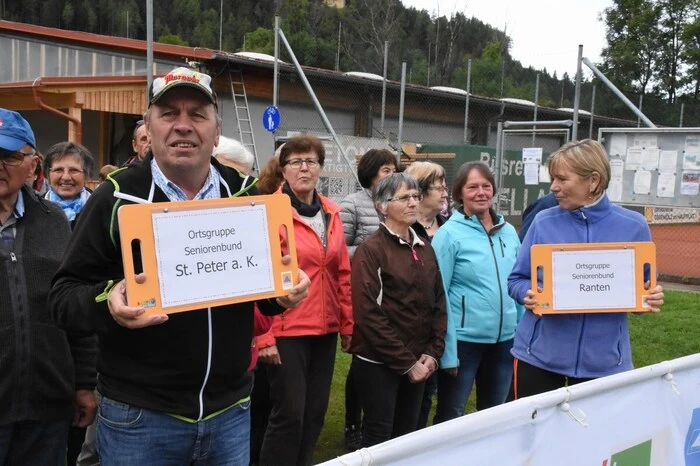Die große Ehre, das Olympische Feuer zu entzünden, wurde Bezirksobmann Josef Obergantschnig zuteil.