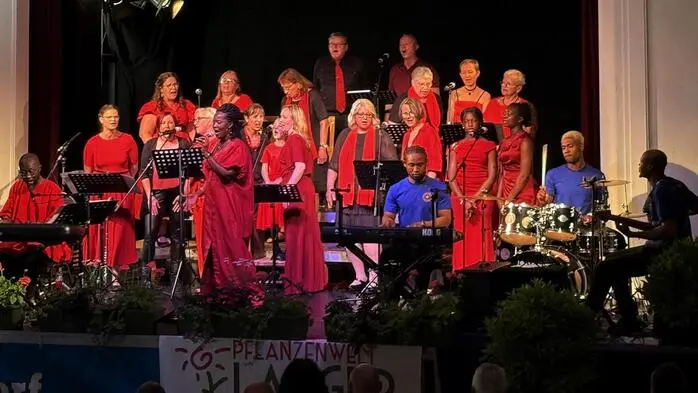 Bereits 10 Jahre lang erfreut der Gospelchor der Pfarre Fürstenfeld die Herzen vieler Menschen. 
