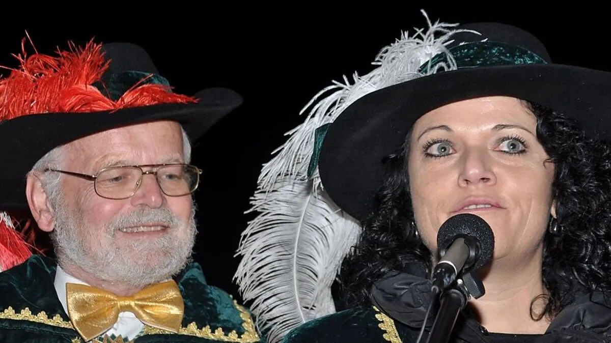 Kanzler Heinz Zitta und Präsidentin Kerstin Belohuby weckten den Fasching